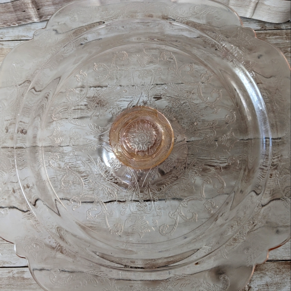 Vintage pink Federal Glass Recollections cake stand Madrid